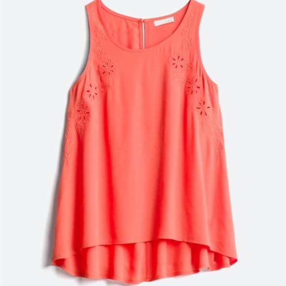 LUQ Tops - NEW - LUQ- bought on stitch fix. Tank top.  Eyelet top.  Coral.  Size XL. Coral